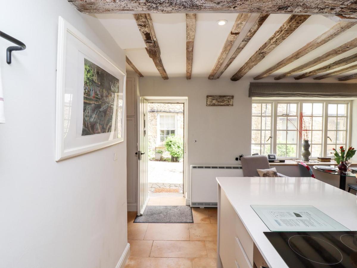 3 George Yard Villa Burford Buitenkant foto